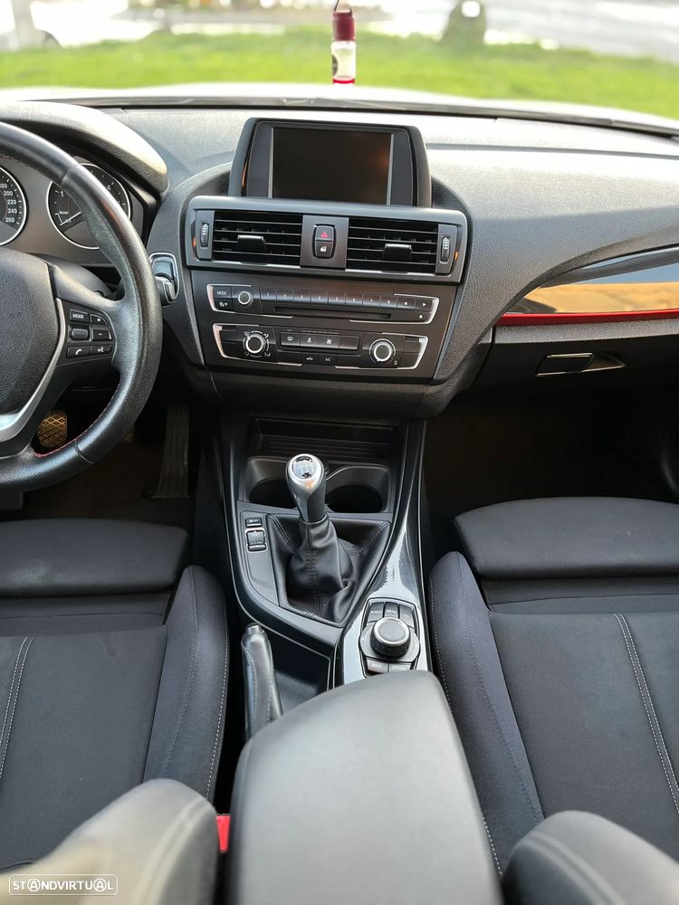 BMW 116 d EfficientDynamics Edition Sport Line - 10