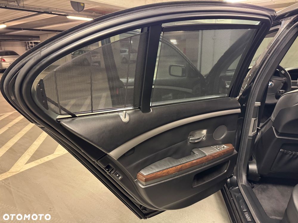 BMW Seria 7 730d - 34