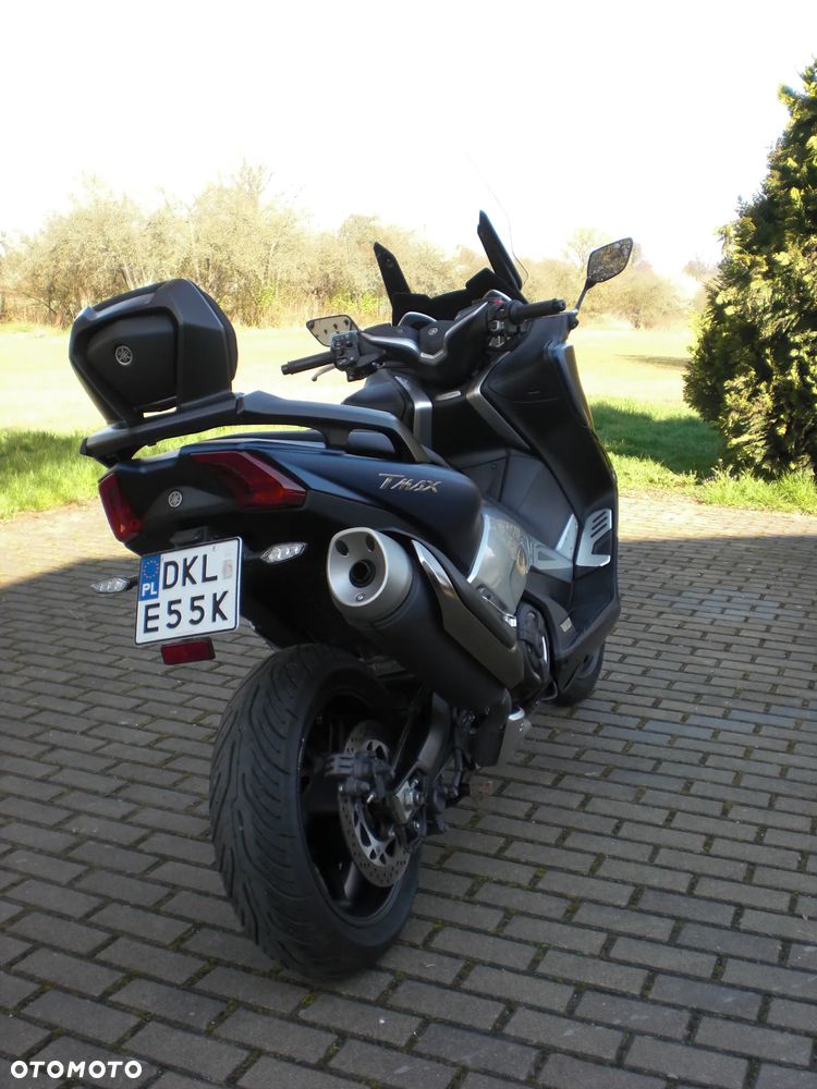 Yamaha Tmax - 10