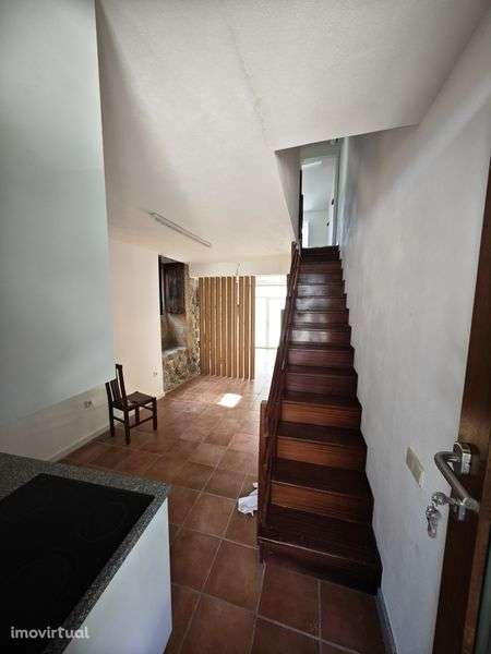 Moradia T2 Renovada - Grande imagem: 4/12