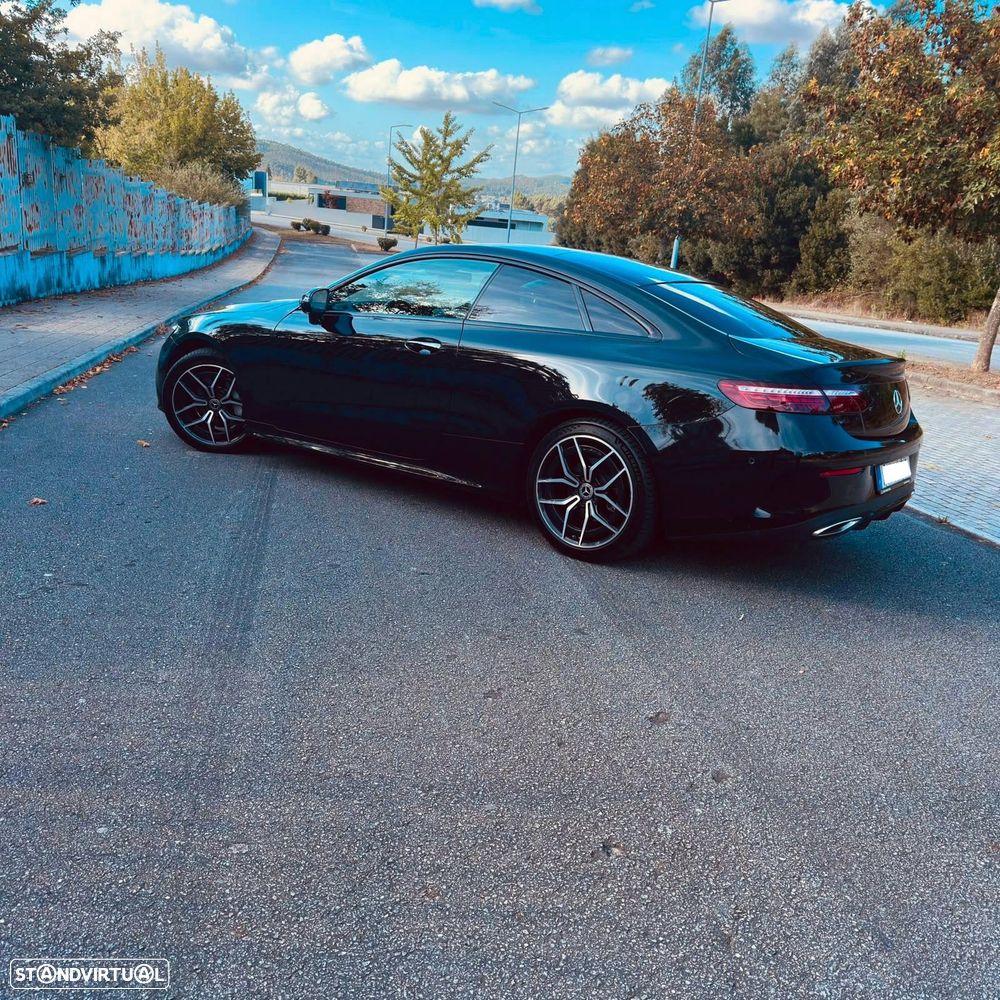 Mercedes-Benz E 220 d Aut. - 1
