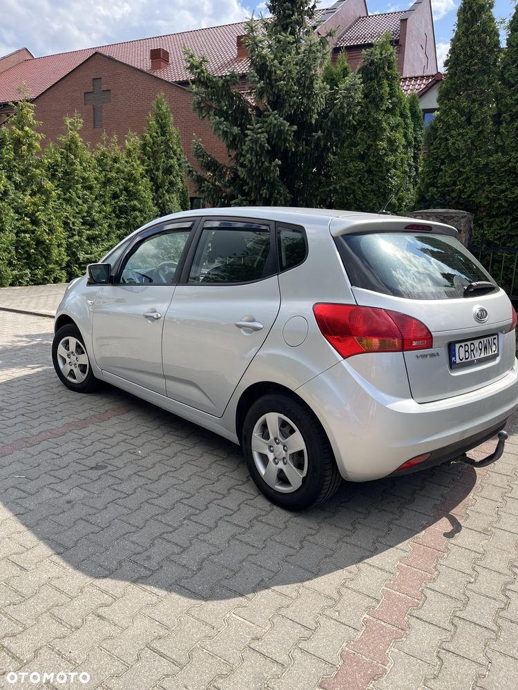 Kia Venga 1.4 CVVT Vision - 6