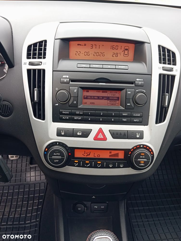 Kia Ceed 2.0 Optimum - 11