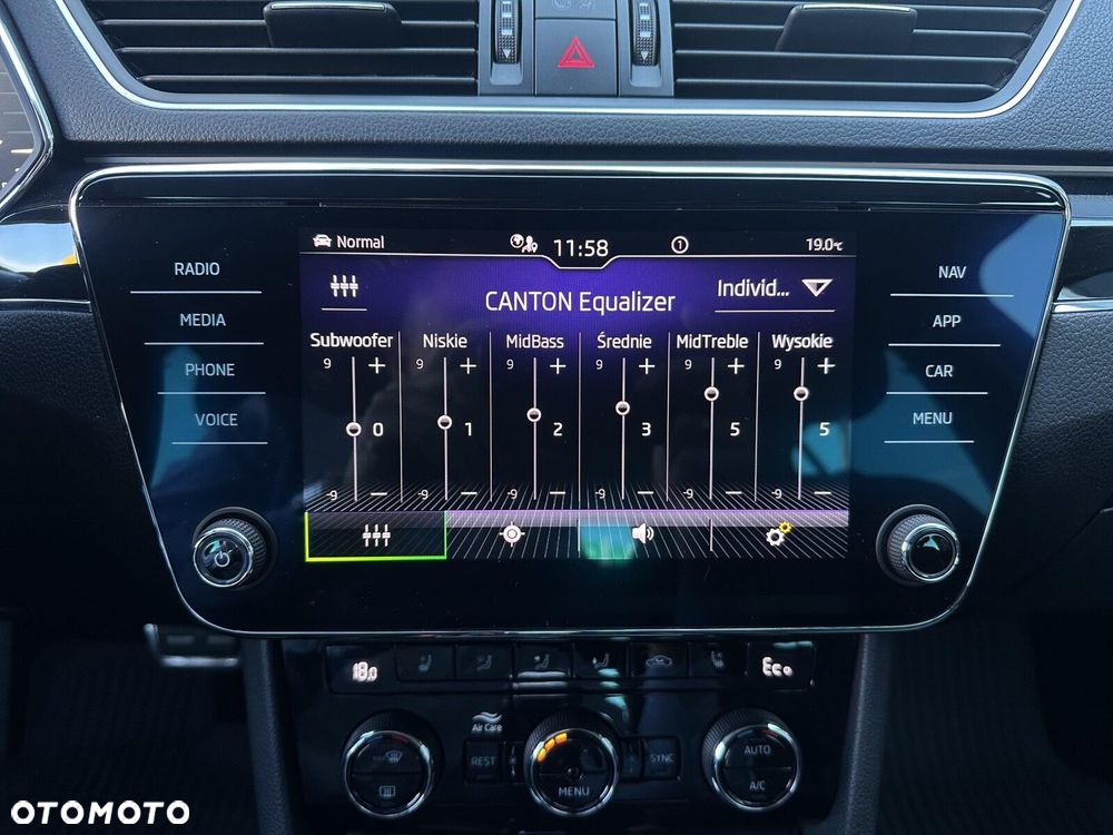 Skoda Superb 1.4 TSI Plug-In Hybrid L&K DSG - 25