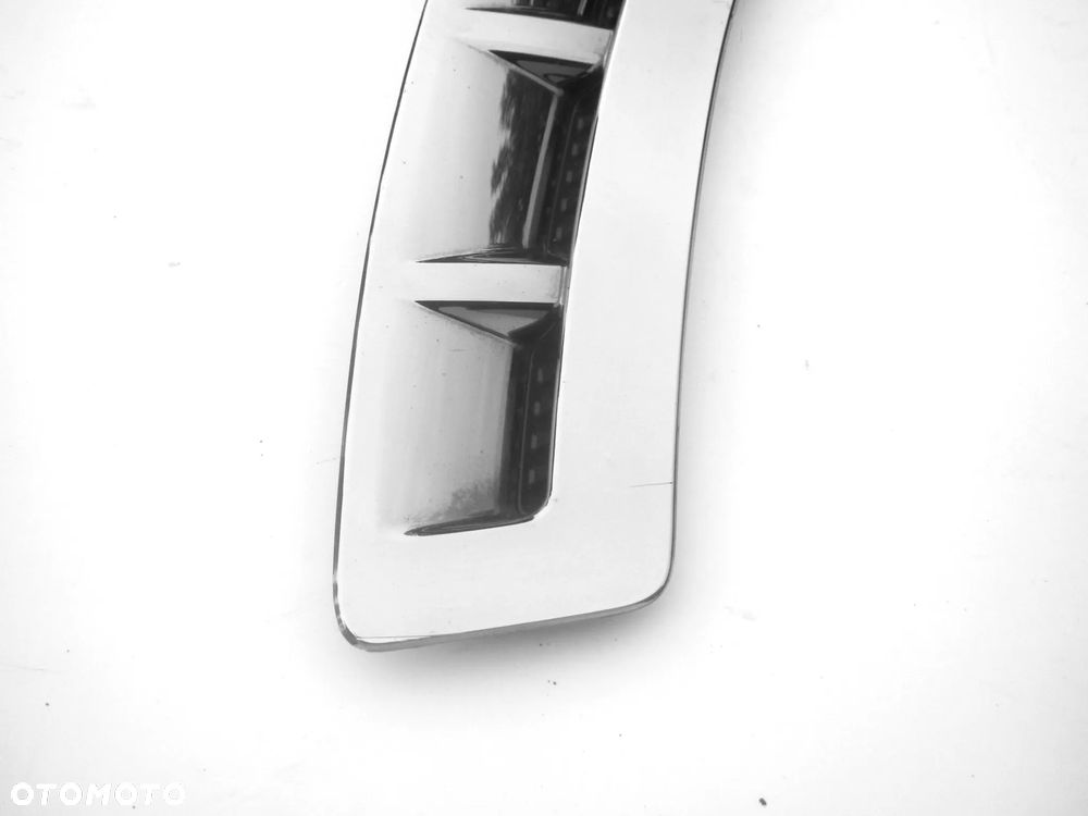 NISSAN INFINITI QX70 błotnik listwa WLOT chrom OE - 5