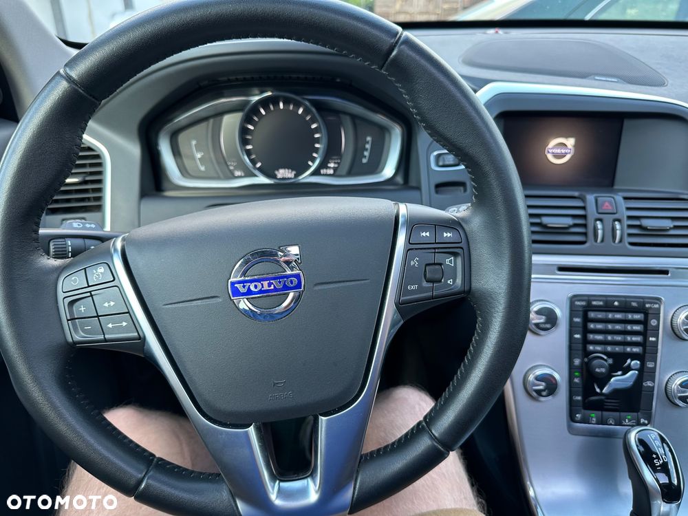 Volvo XC 60 - 2