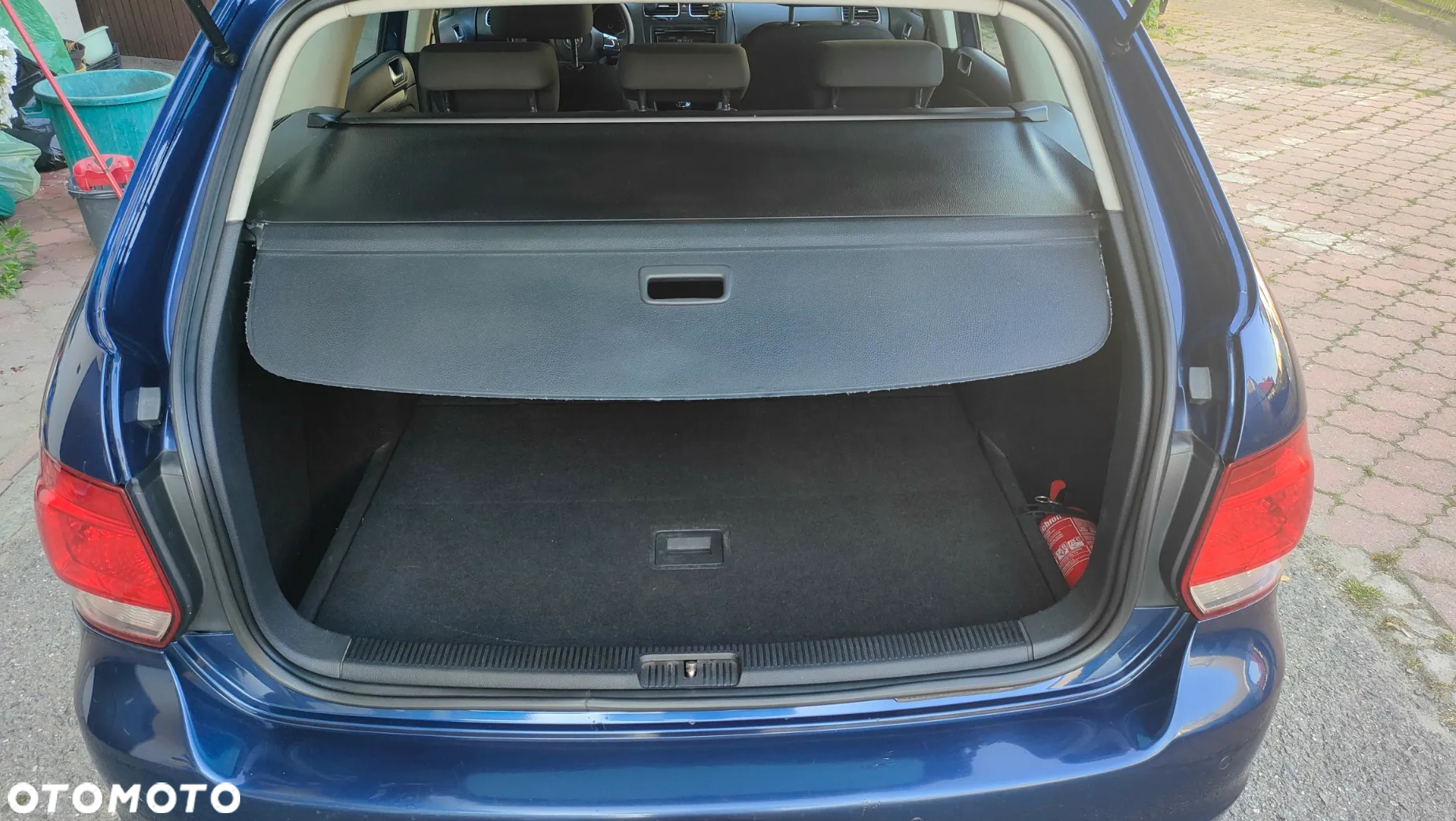 Volkswagen Golf VI 1.6 TDI BlueMot Trendline - 12