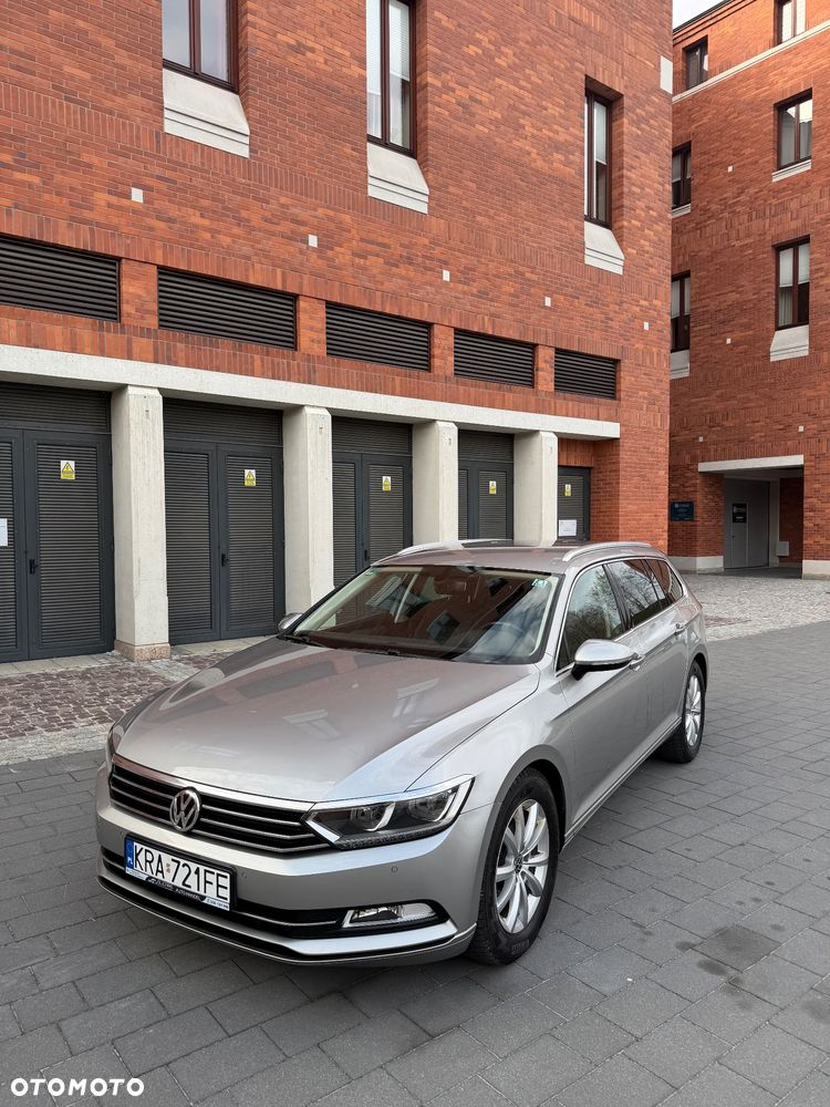 Volkswagen Passat - 6