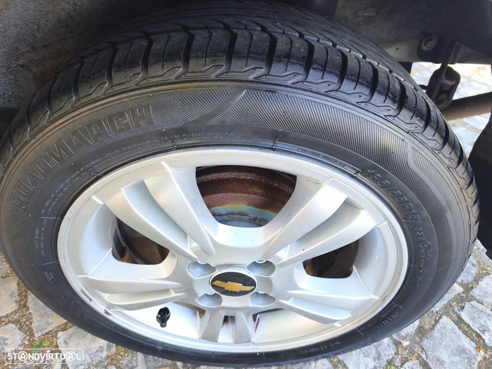 Chevrolet Aveo 1.2 LS - 14