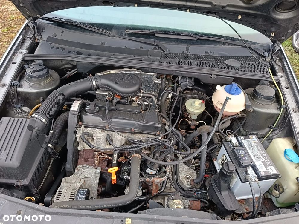 Volkswagen Vento - 10