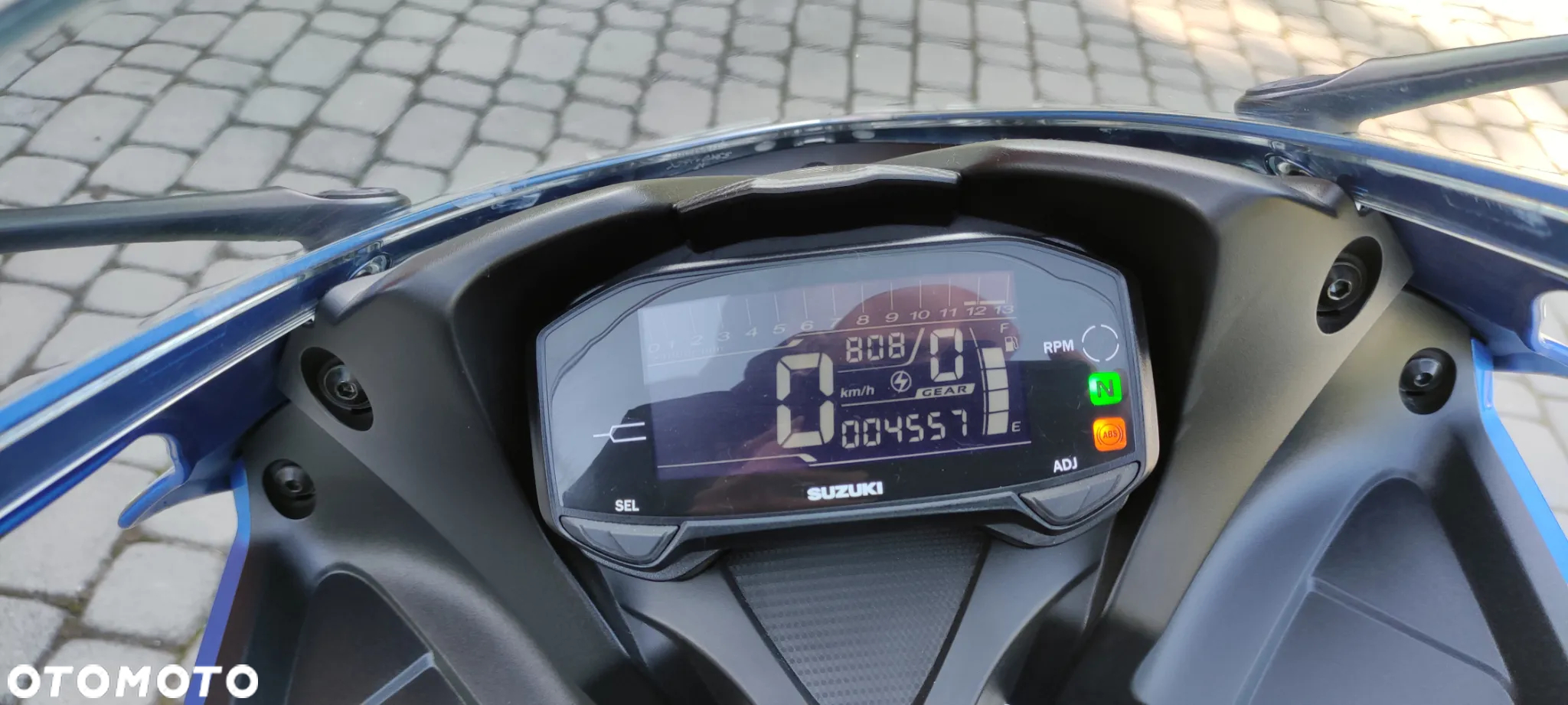 Suzuki GSX-R - 6