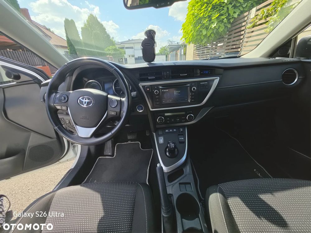 Toyota Auris 1.8 HSD Luna - 4