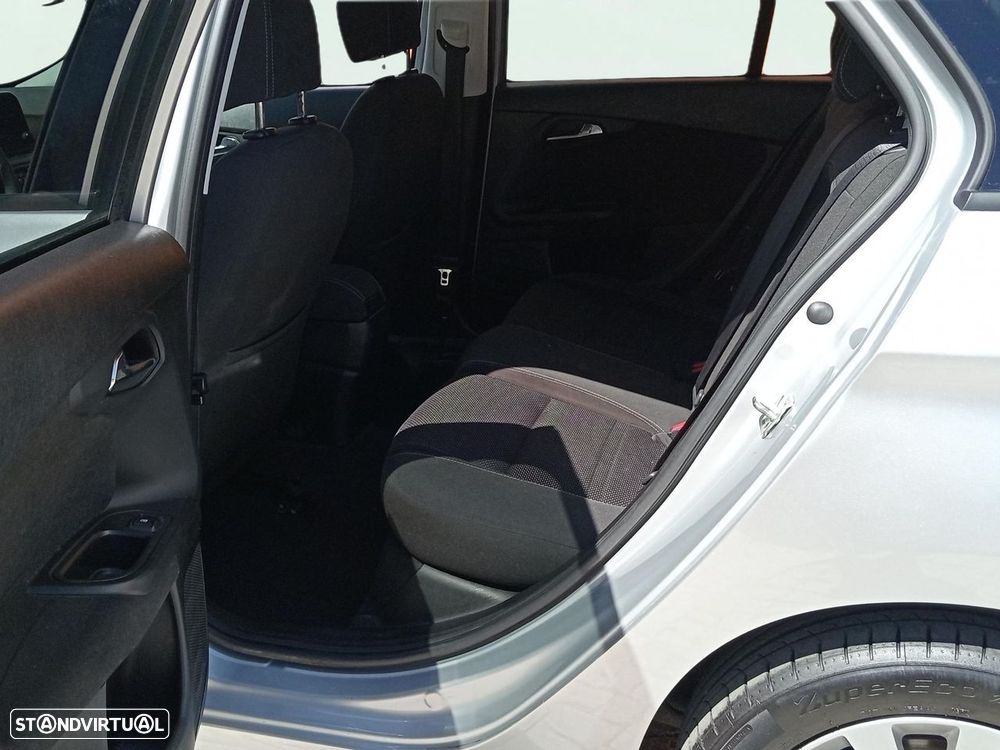 Fiat Tipo Station Wagon 1.3 M-Jet Lounge - 15