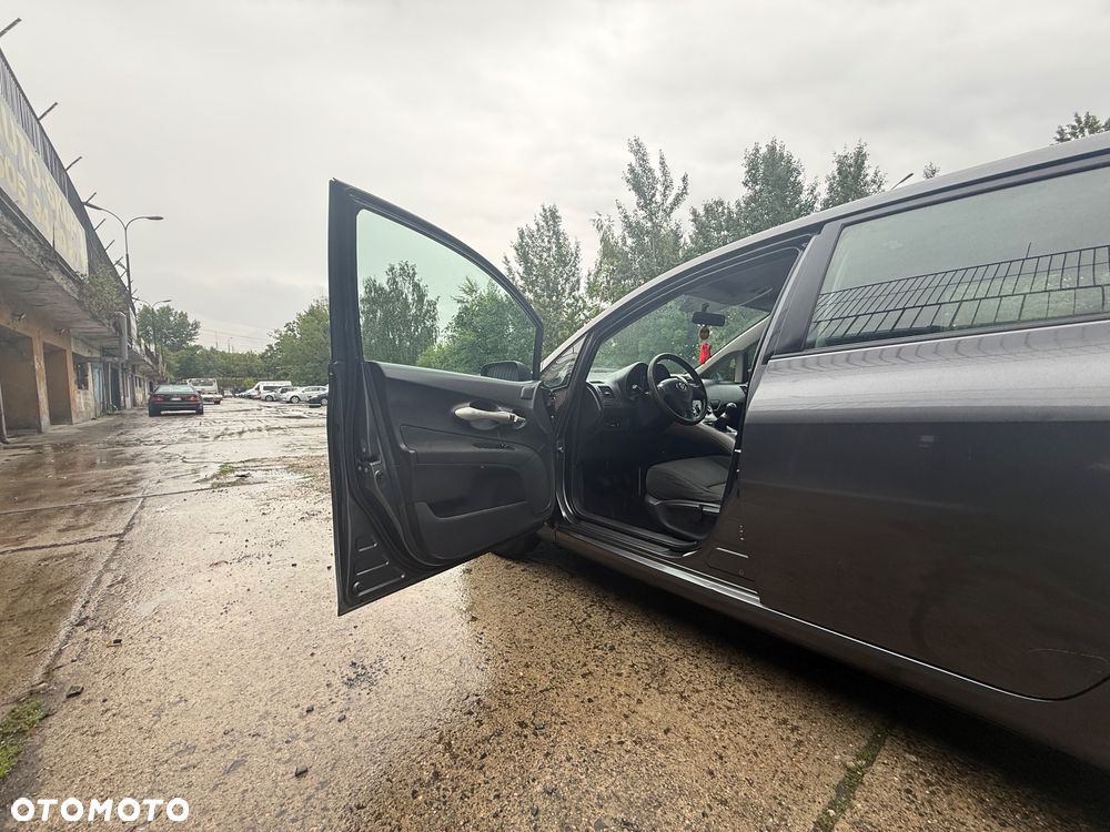 Toyota Auris 1.4 D-4D Premium - 9