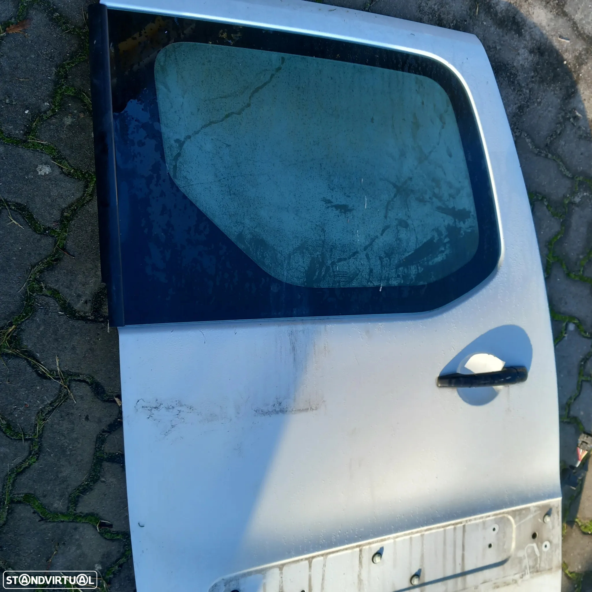 Porta lateral peugeot partner citroen berlingo ano 2013 - 2
