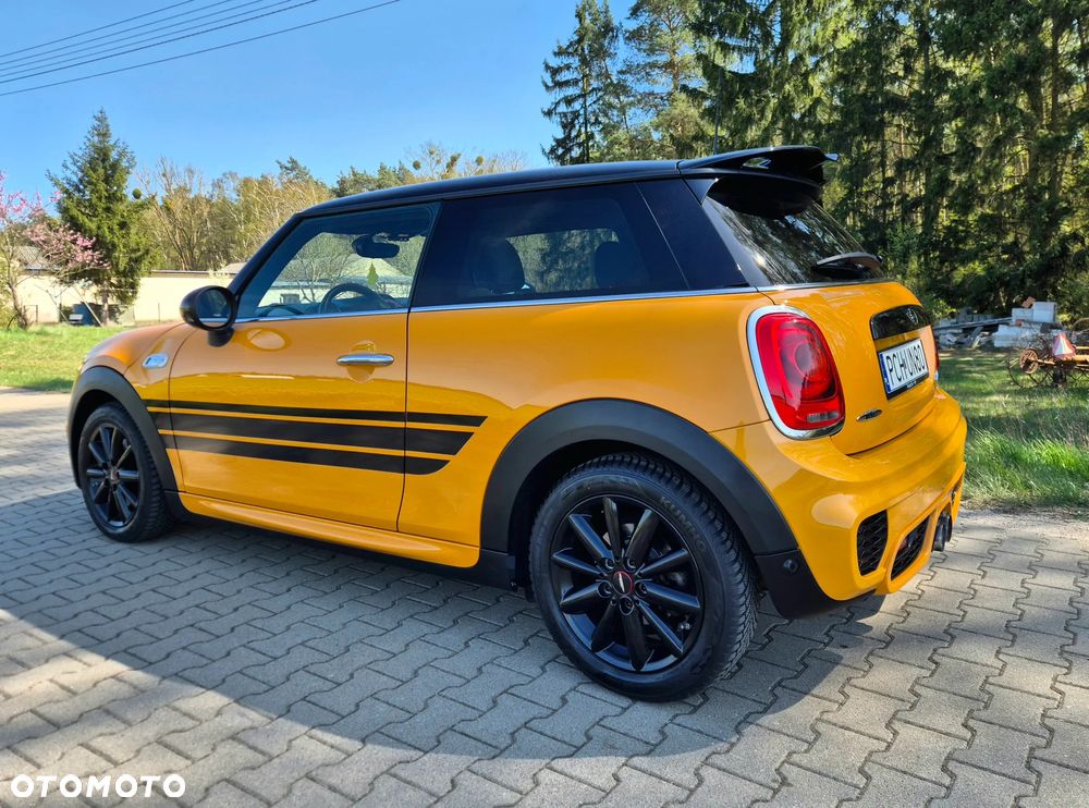 MINI John Cooper Works Standard - 19