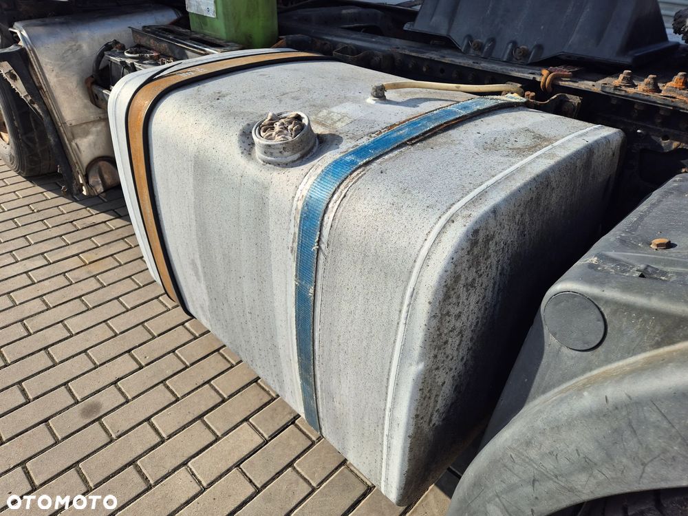 ZBIORNIK PALIWA KOMPLETNY 105X70X70 MAN TGX TGS - 4