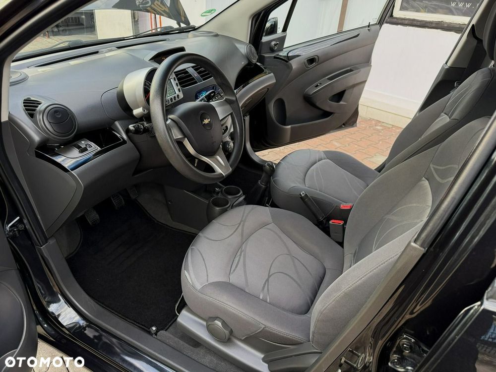 Chevrolet Spark 1.0 EcoLogic LS - 15