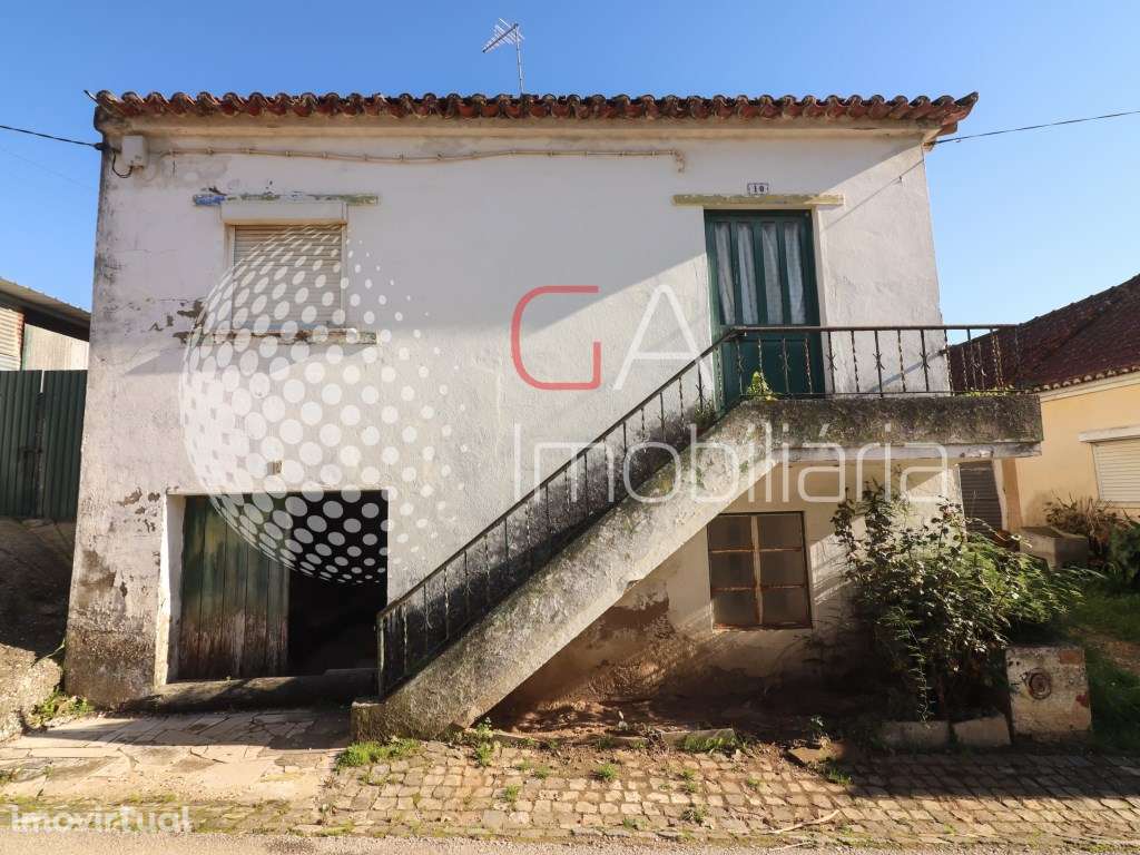 Moradia T2 para recuperar em Casais Maçaricos - Aldeia Gavinha - Grande imagem: 2/16