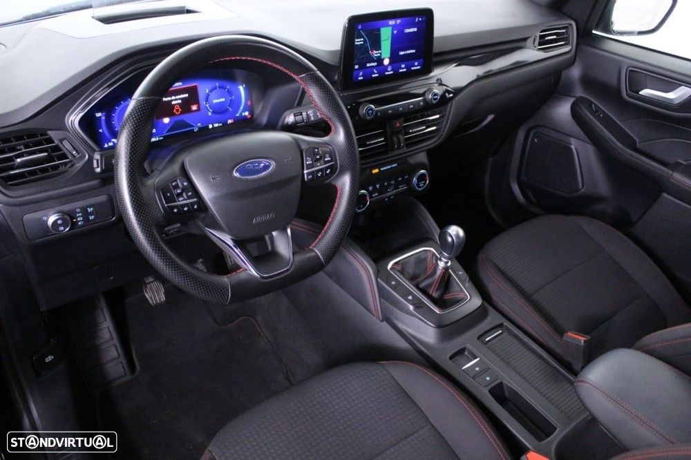 Ford Kuga 1.5 TDCi EcoBlue ST-Line - 35