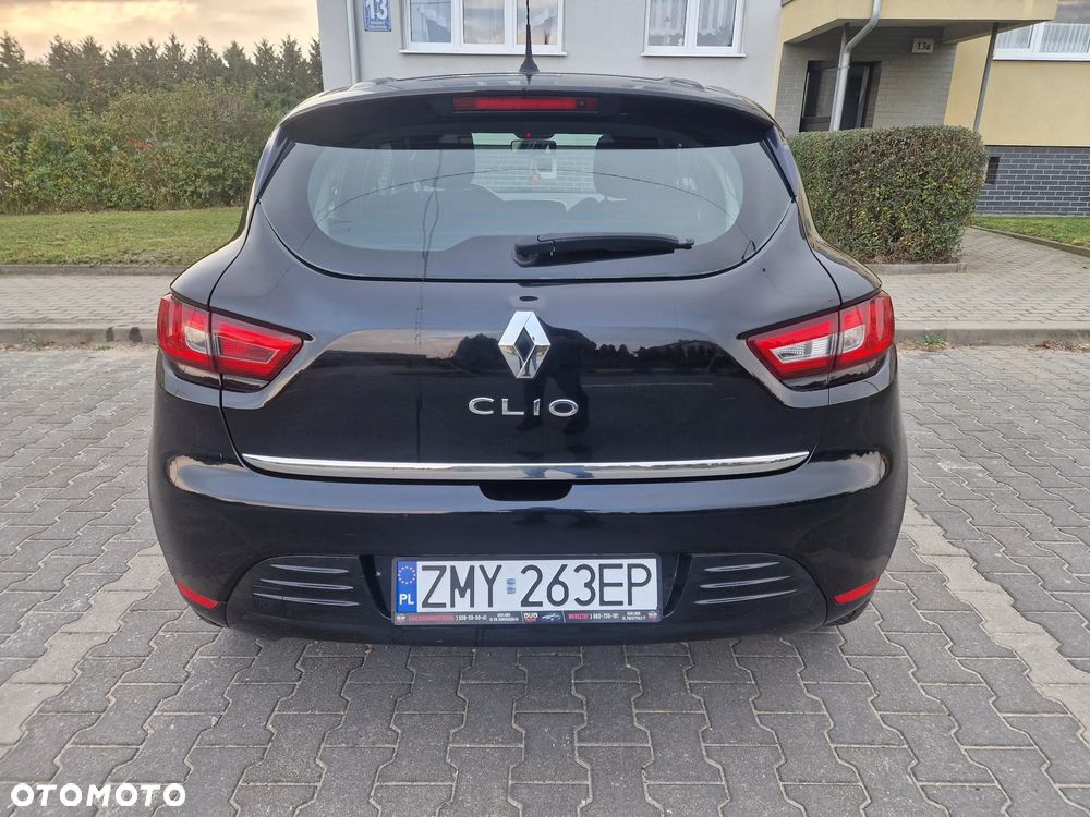 Renault Clio - 6