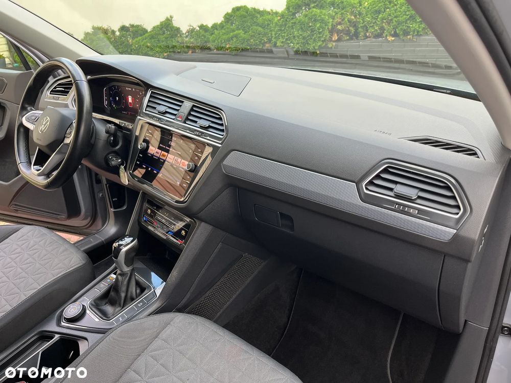 Volkswagen Tiguan 2.0 TSI 4Mot Life DSG - 25
