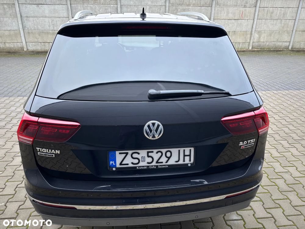 Volkswagen Tiguan Allspace 2.0 TSI 4Mot Highline DSG - 5