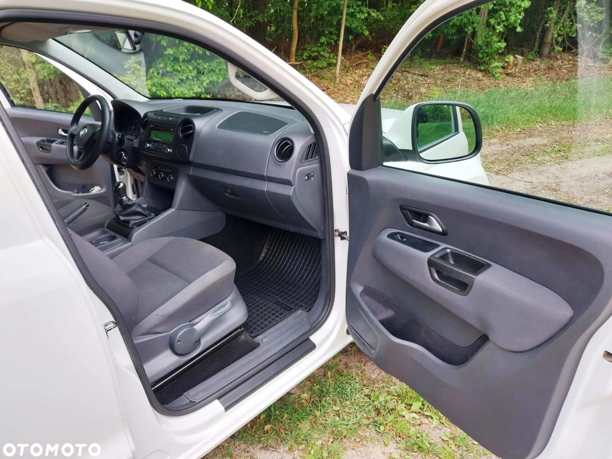 Volkswagen Amarok - 12