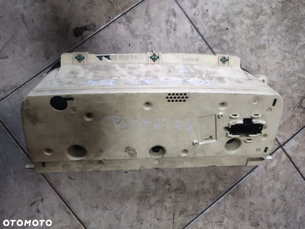 VW PASSAT B4 1,9TDI LICZNIK ZEGARY 3A0919033R - 7