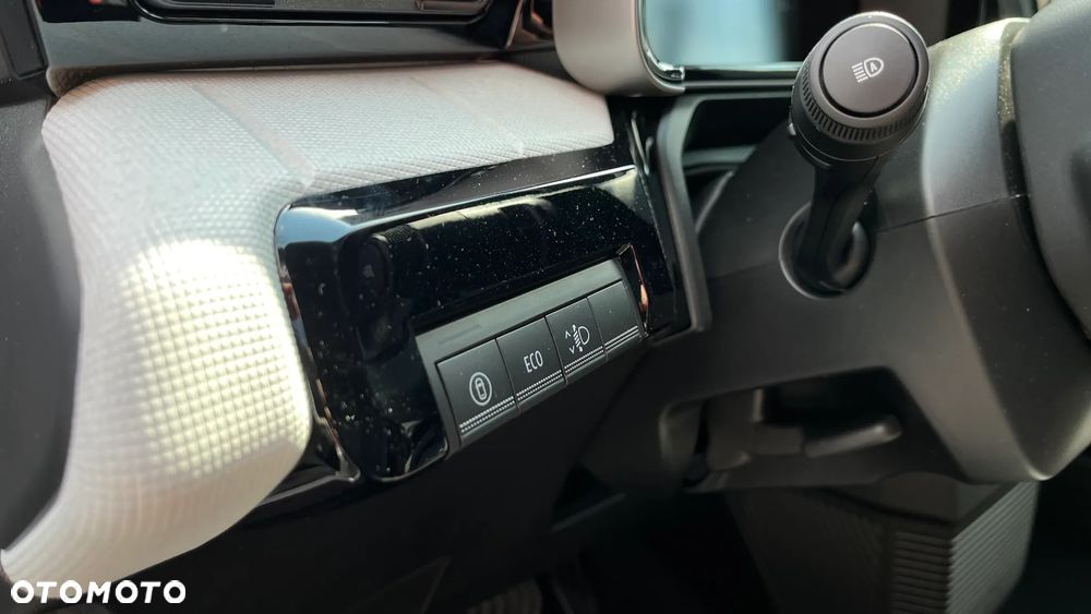 Renault 5 40kWh Urban Range Evolution - 12