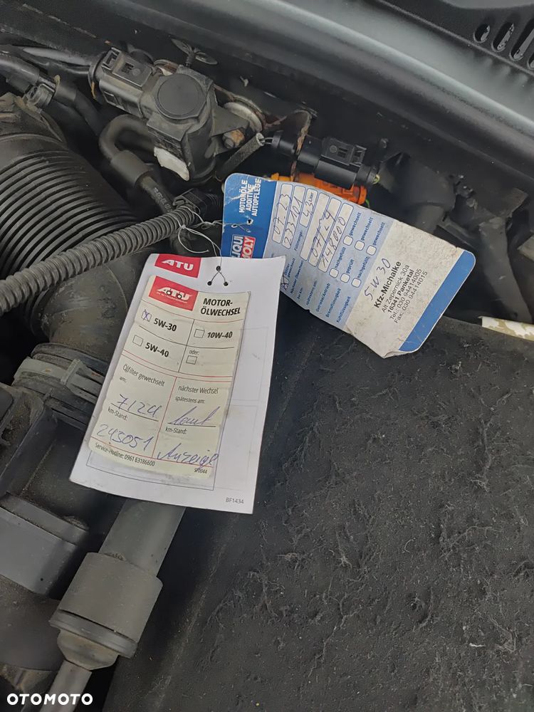 Volkswagen Golf 2.0 TDI DPF Comfortline - 36