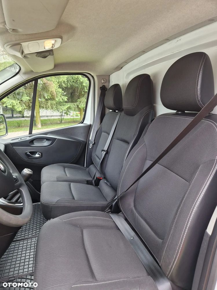 Renault Trafic - 11