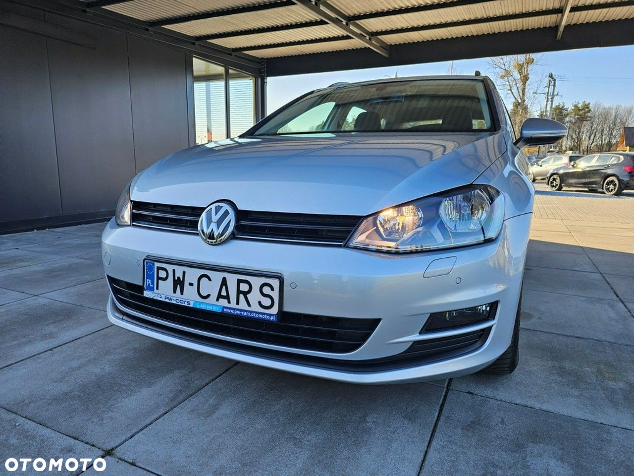 Volkswagen Golf - 6
