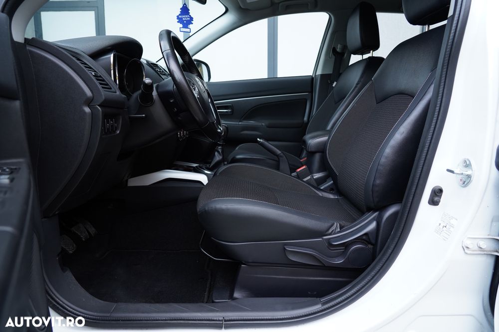 Citroën C4 Aircross HDi 150 Stop & Start 4WD Exclusive - 9