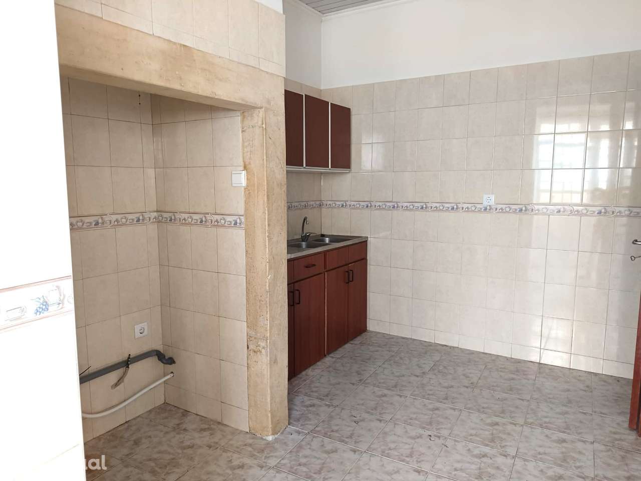 Moradia T2 com logradouro - Grande imagem: 4/15