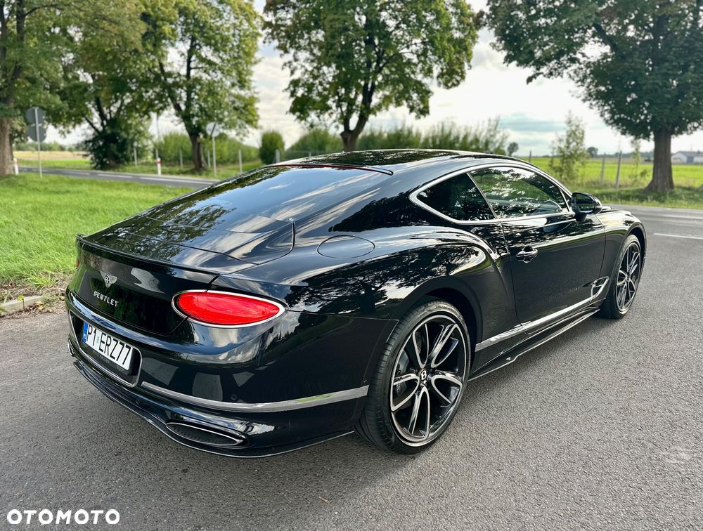 Bentley Continental GT - 11