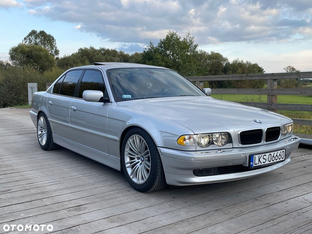BMW Seria 7 740i - 1