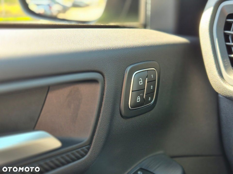 Ford Kuga - 16