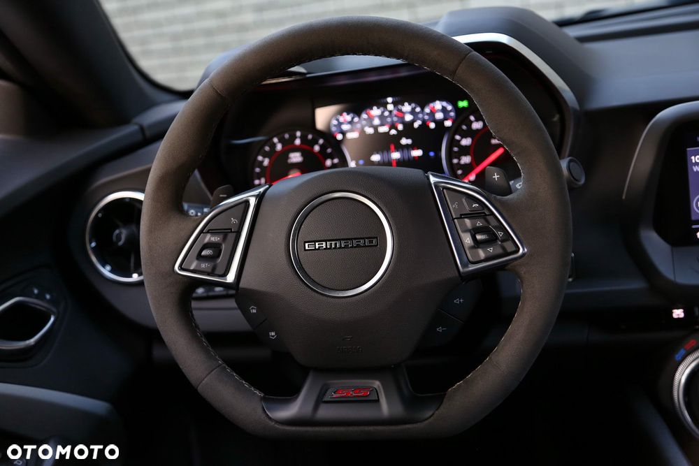 Chevrolet Camaro - 24