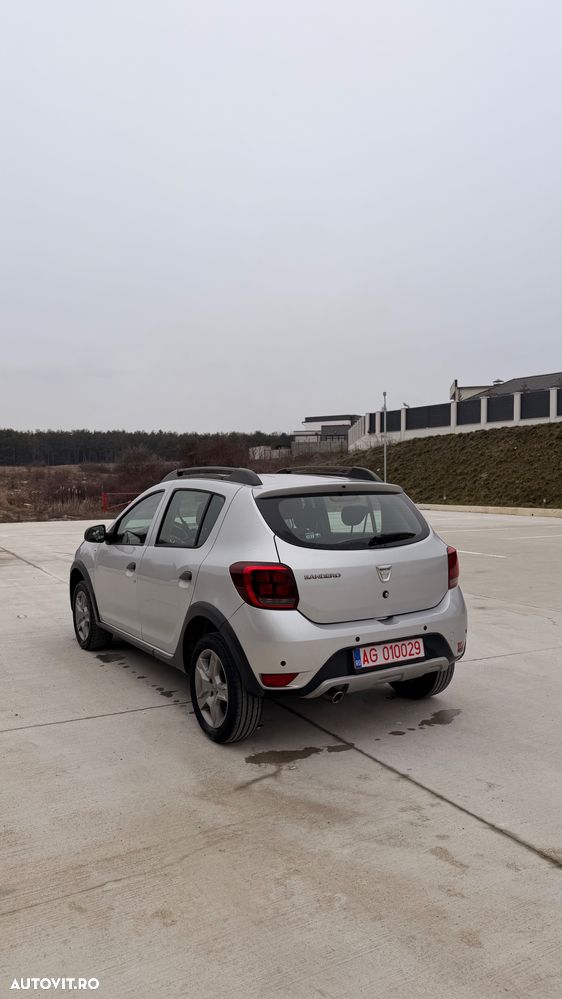 Dacia Sandero - 10