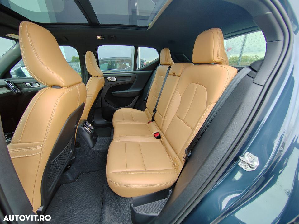Volvo XC 40 Recharge T5 Twin Engine AT7 Inscription - 14