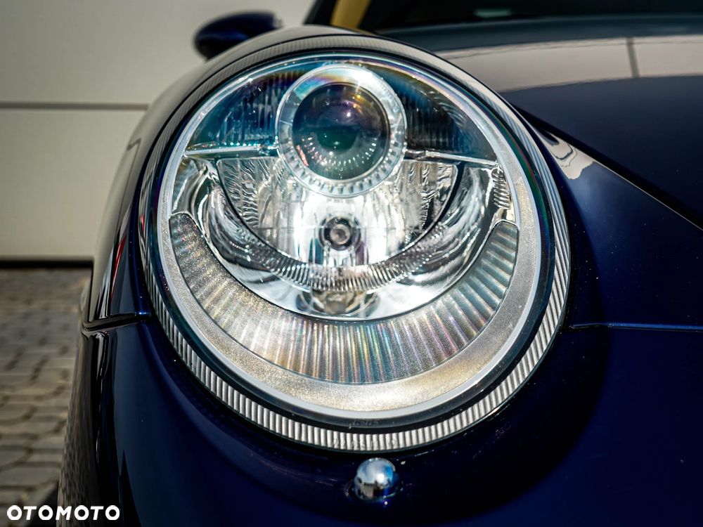 Porsche 911 Carrera - 7