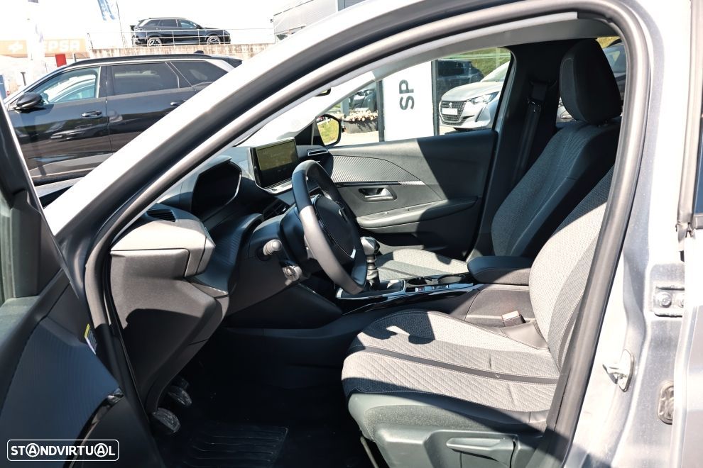 Peugeot 208 1.2 PureTech Allure - 14