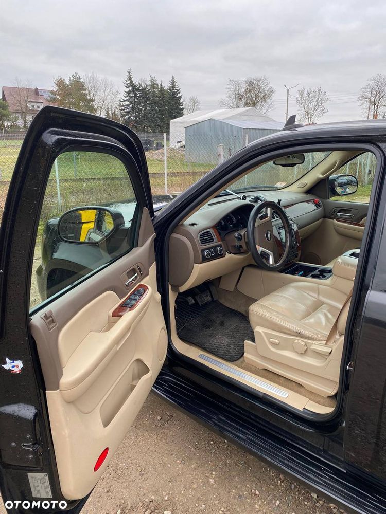 Chevrolet Tahoe - 5
