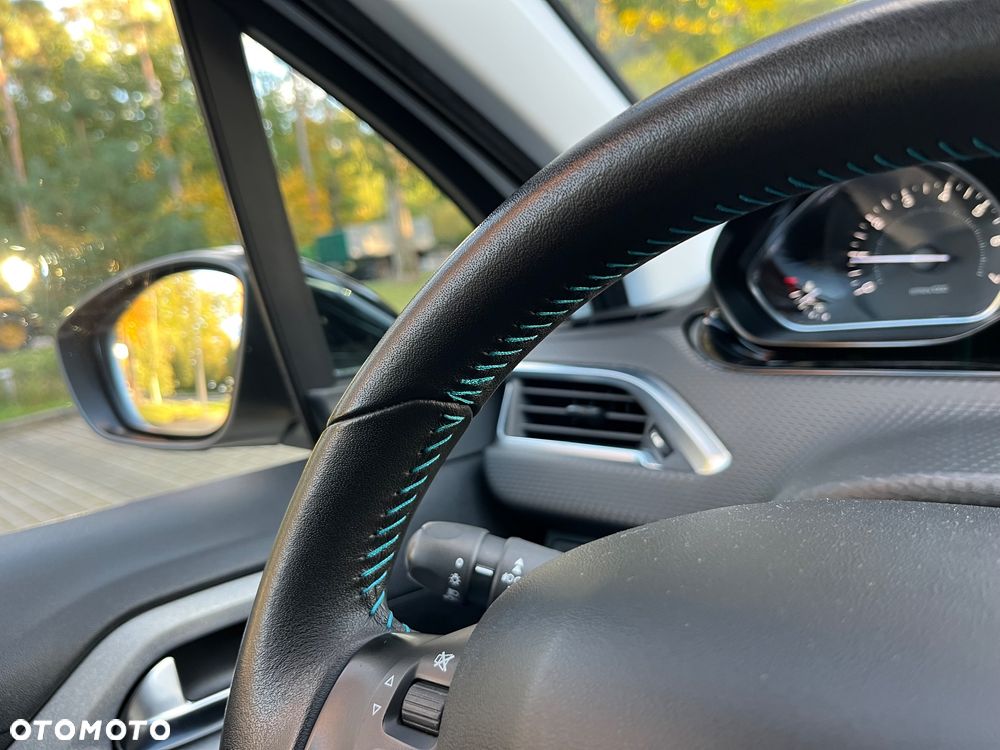 Peugeot 2008 PureTech 110 Stop&Start Urban Move - 30
