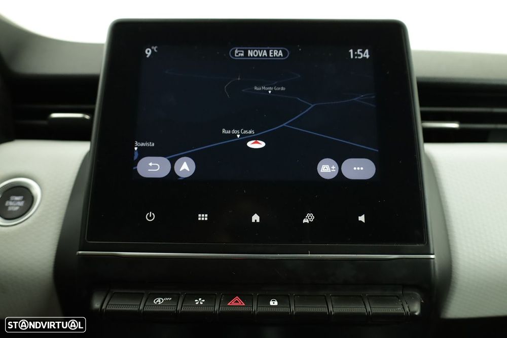 Renault Clio 1.0 TCe Techno Bi-Fuel - 11