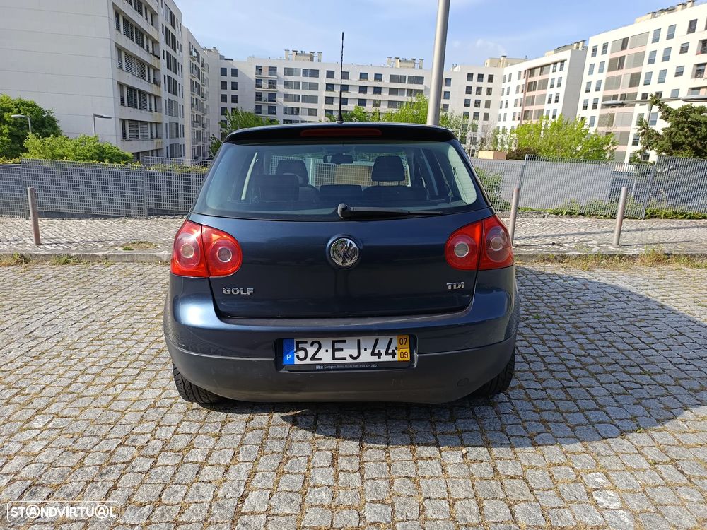 VW Golf 1.9 TDi Confortline DSG 7V - 11