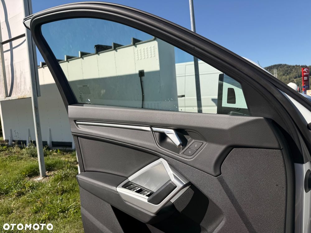 Audi Q3 45 TFSI Quattro S tronic S line - 13