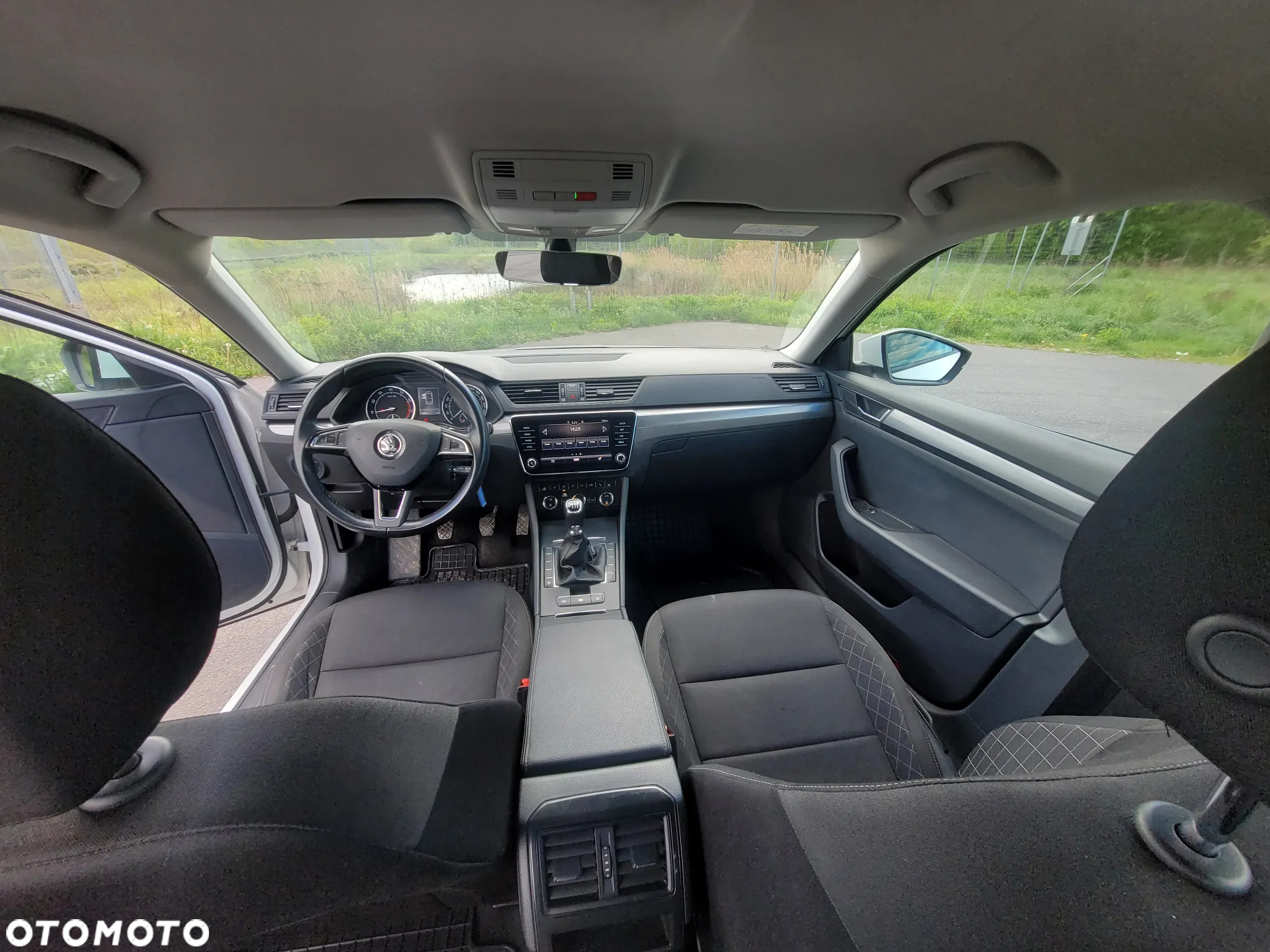 Skoda Superb 1.5 TSI ACT Active - 23
