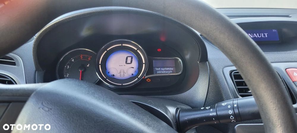 Renault Fluence 1.5 dCi Life - 12